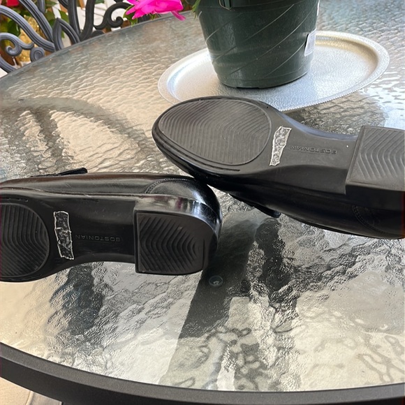 Men’s Bostonian Slip On Dress Shoes. Like New Size 11. Black. - Picture 11 of 13